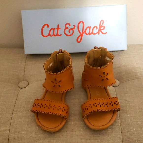 Cat & Jack Tan Sandals- Toddler Girl Size 5 - Picture 1 of 4